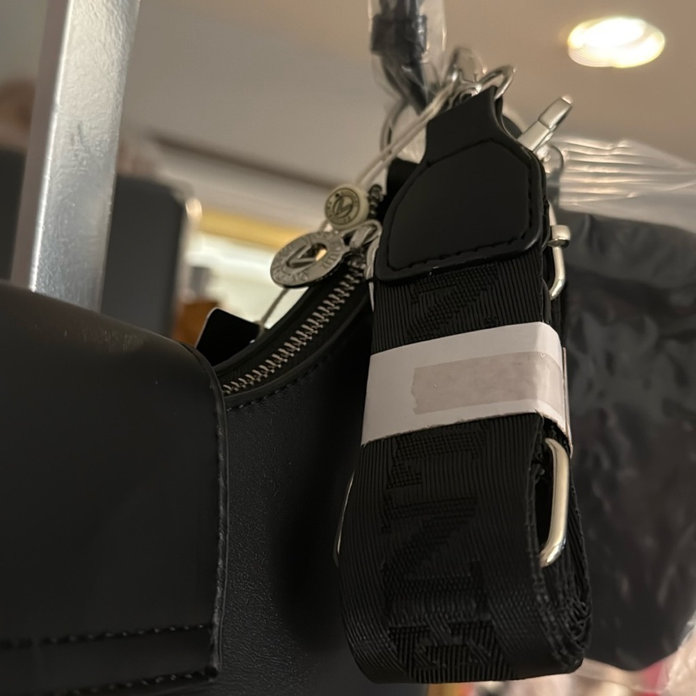 Valentino Orlandi Black Vegan Leather Shoulder Bag - Picture 4 of 7